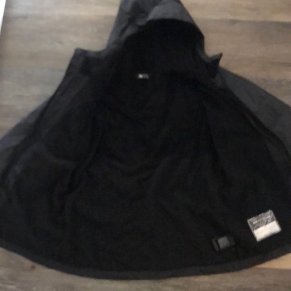 Girls North Face Jacket - Picture 3 of 4